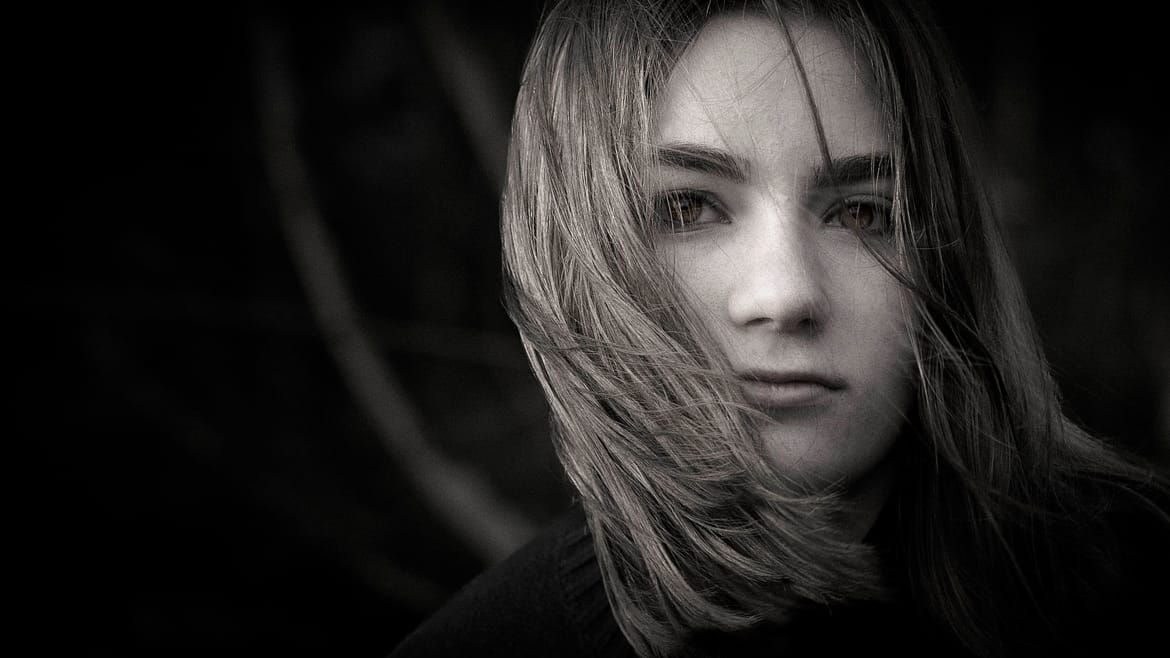FM_L7427 16-9 B&W off k7