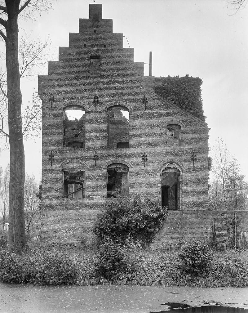 Zijgevel_-_Asten_-_20026325_-_RCE